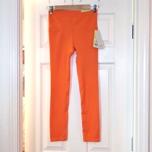 NWT All in Motion Leggings sz Medium